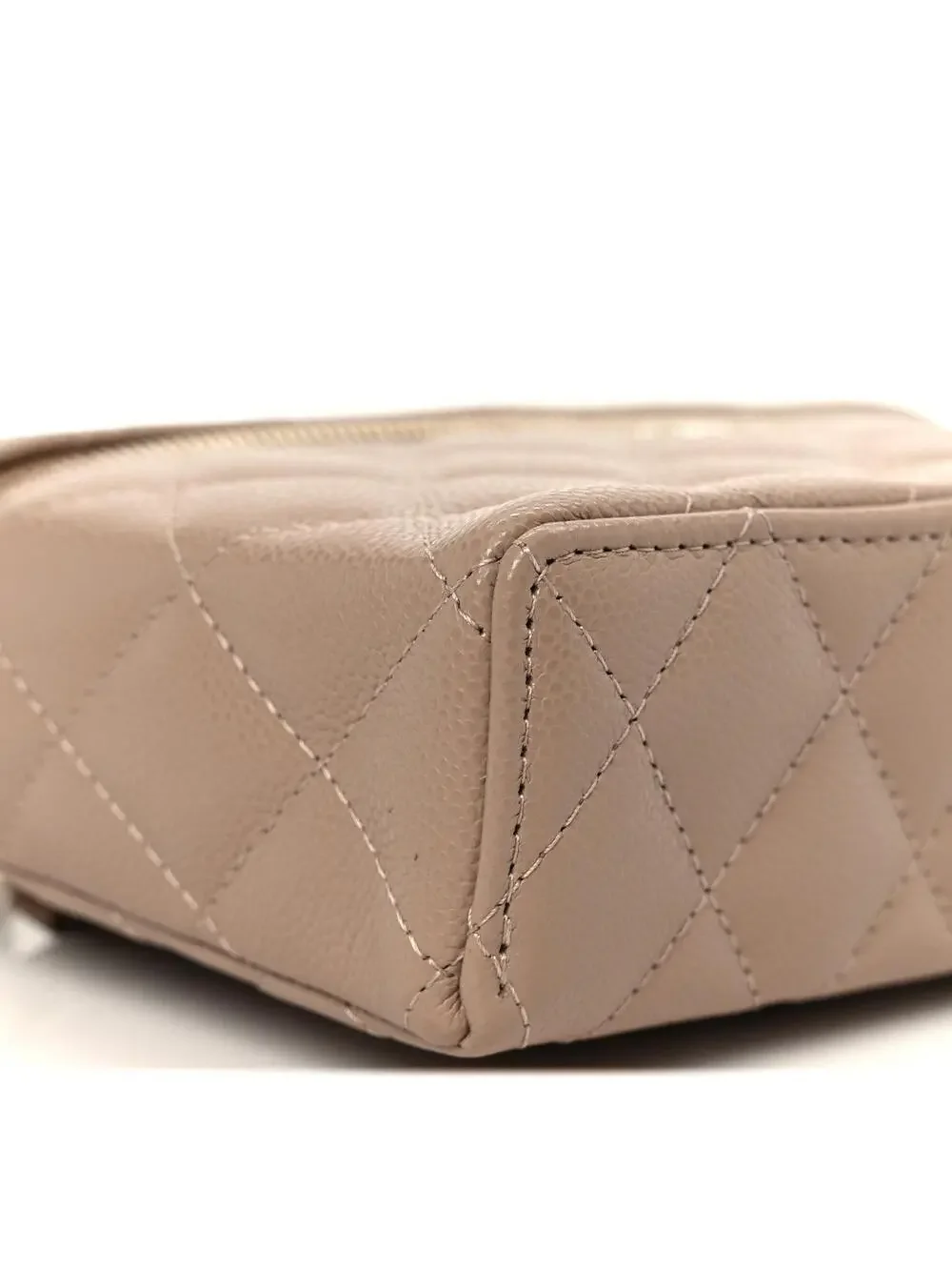 CHANEL indulge luxury